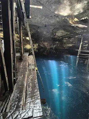 Cancun cenote tour